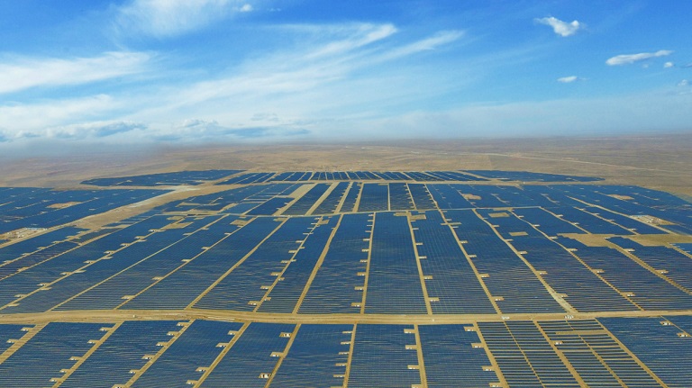 million solar panels,640 solar systems,900 MW solar