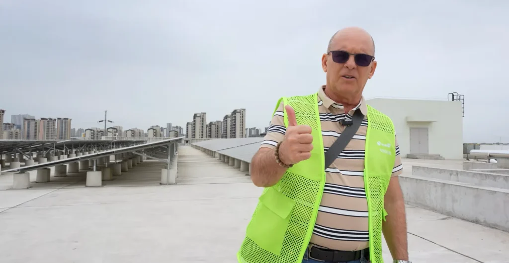 Cuban customer visiting Bluesun solar production site